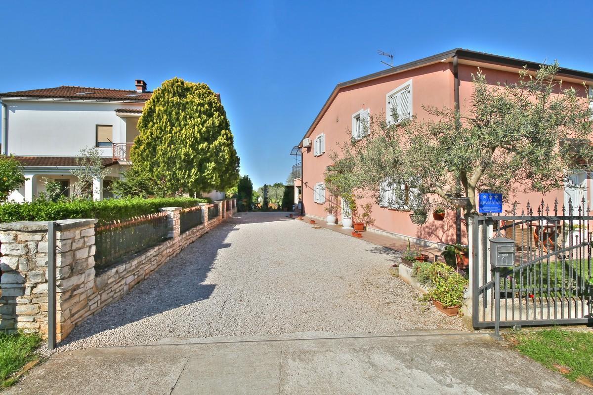 Lorena Apartments Umag Dış mekan fotoğraf